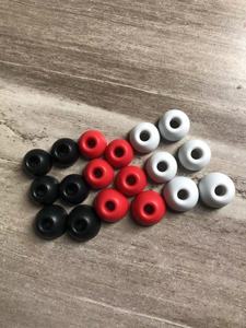 Beats Studio Budsイヤホンシリコン交換用ヒントイヤフォンイヤチップ用イヤーパッドリテールボックス付き3ペア - Product Image 6