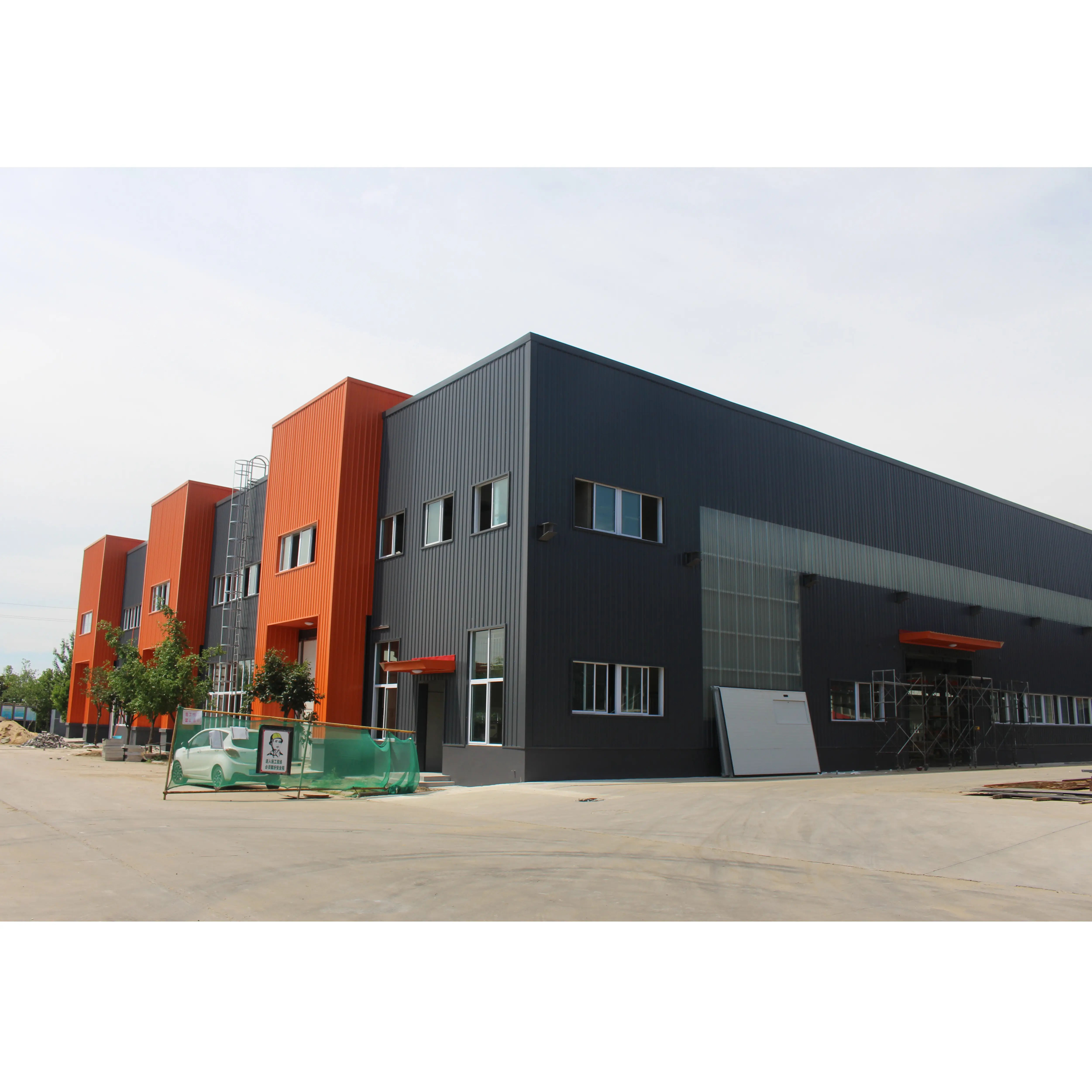 Garage industriel en acier de Construction, à bas prix, idéal pour un entrepôt de Structure en acier préassemblé