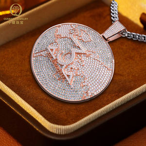 Vollständig Iced-Out Anhänger aus 925er Silber mit Moissanit, vergoldet, personalisierter Buchstabe im Hip-Hop-Stil, mit VVS Moissanit GRA-Zertifikat - Product Image 1