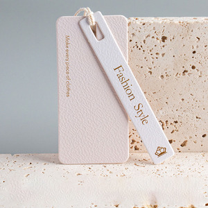 Hot Selling <strong>Custom</strong> Design <strong>Printing</strong> Name Logo Clothing Hang <strong>Tags</strong> with <strong>String</strong> Round Paper Garment Hang-<strong>tag</strong> Labels