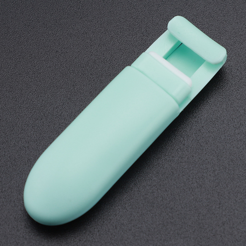 Green partial eyelash curler