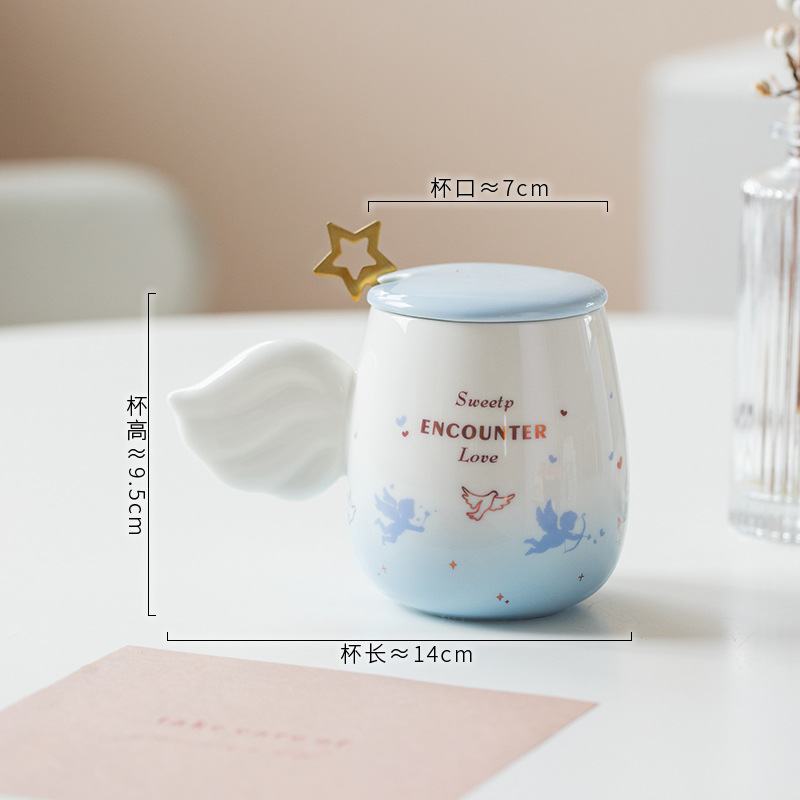 Emballage ordinaire bleu pour une seule tasse