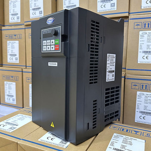 高性能0.4kw 0.2kw Vfd単相220v入出力周波数コンバータ380vコンプレッサー220v ACモーター可変 - Product Image 1