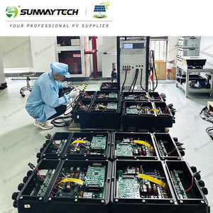 サンウェイ1Kwから6Kwソーラーインバーターリーズナブルな価格新着5年保証40Vから60V 97.6% 効率ハイブリッドインバーター