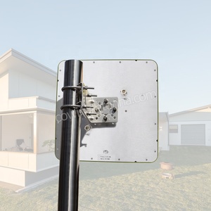 Индивидуальная зеленая двойная полярность с высоким коэффициентом усиления 15dBi наружный усиленный сигнал <span class=keywords><strong>2</strong></span>,4G Wi-Fi планшетная Антенна <span class=keywords><strong>2</strong></span>,4 ГГц 5 ГГц направленная антенна - Product Image 2