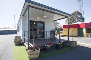 Australia <strong>Exported</strong> Modern Granny Flat Made in China Durable Steel Structure with Sandwich Panel for House Office Shop Toilet Use - Product Image 5