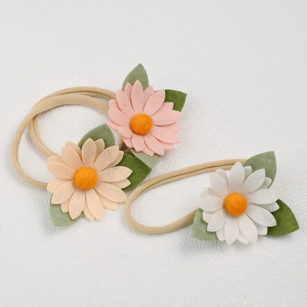 YiYuan Wolle Filz Daisy-Blumen Haarzubehör für Mädchen blumige Haarklips Kopfbänder Haarschrauben für Kinder Kinder