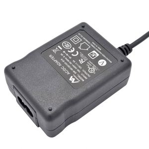 12V 1A 18V 1A 12V 1.5A 18W masaüstü güç adaptörü C8 ETL CE ROHS ile giriş C-TICK onayları ac dc adaptörleri