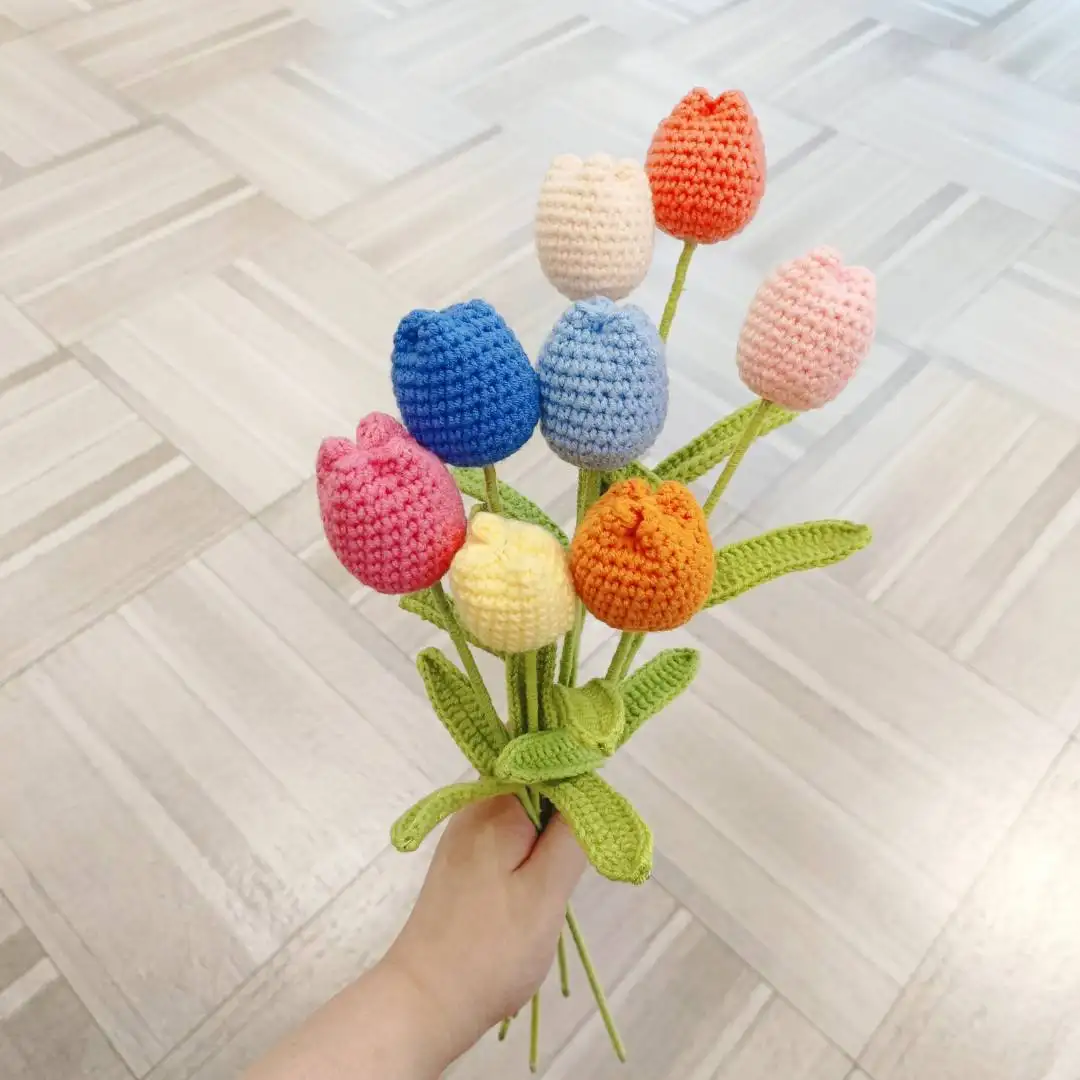Bán Buôn Handmade Nhân Tạo Len Hoa Tulip Trang Trí Hoa Ngày Của Mẹ Valentine Của Ngày Quà Tặng Dệt Kim Crochet Tulip Hoa