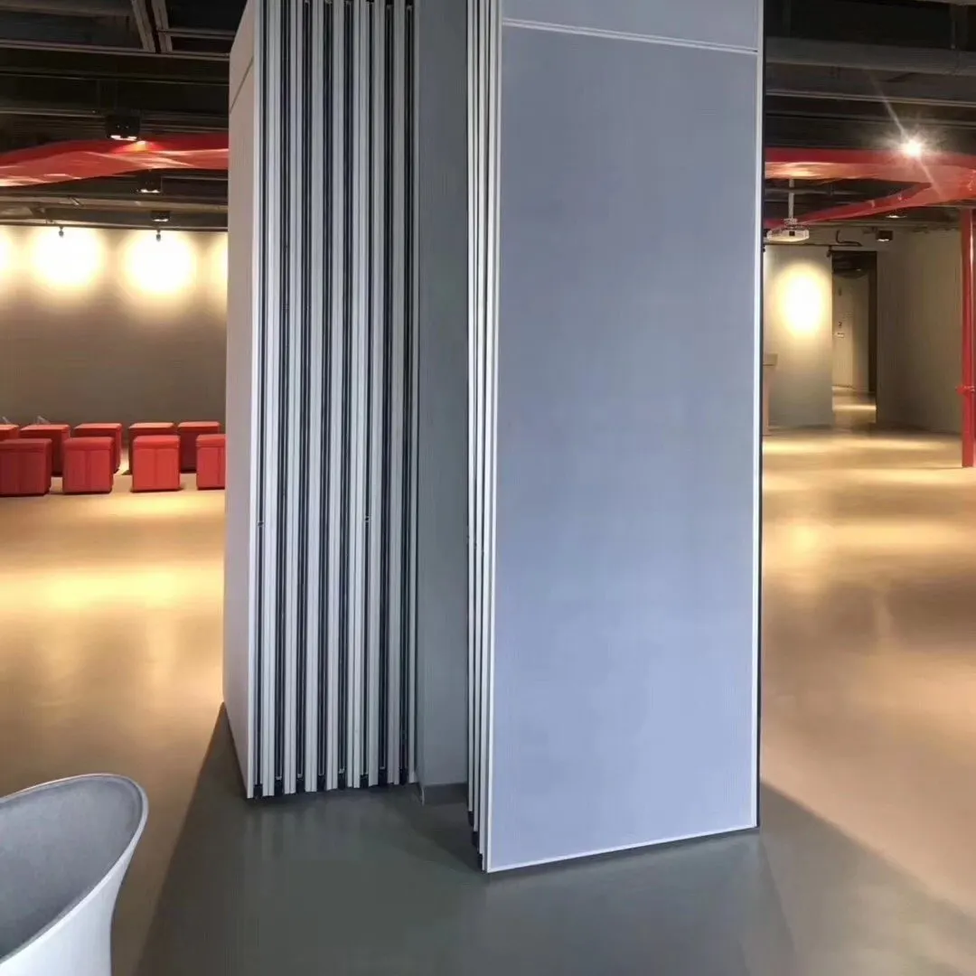 Divisorio mobile moderno della porta scorrevole del divisorio della parete divisoria di isolamento acustico per l'edificio per uffici