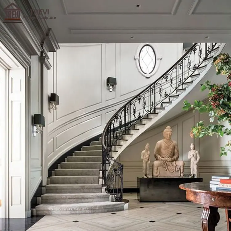 Escalier circulaire en spirale, Villa de luxe, pierre naturelle, marbre, granit, marches d'escalier