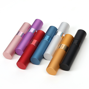 Custom Logo 8ml 10ml Preto Matte Alumínio Perfume Atomizador Garrafa Portátil Mini Viagem Vidro Hot Stamping Twist-up Recarregável - Product Image 1