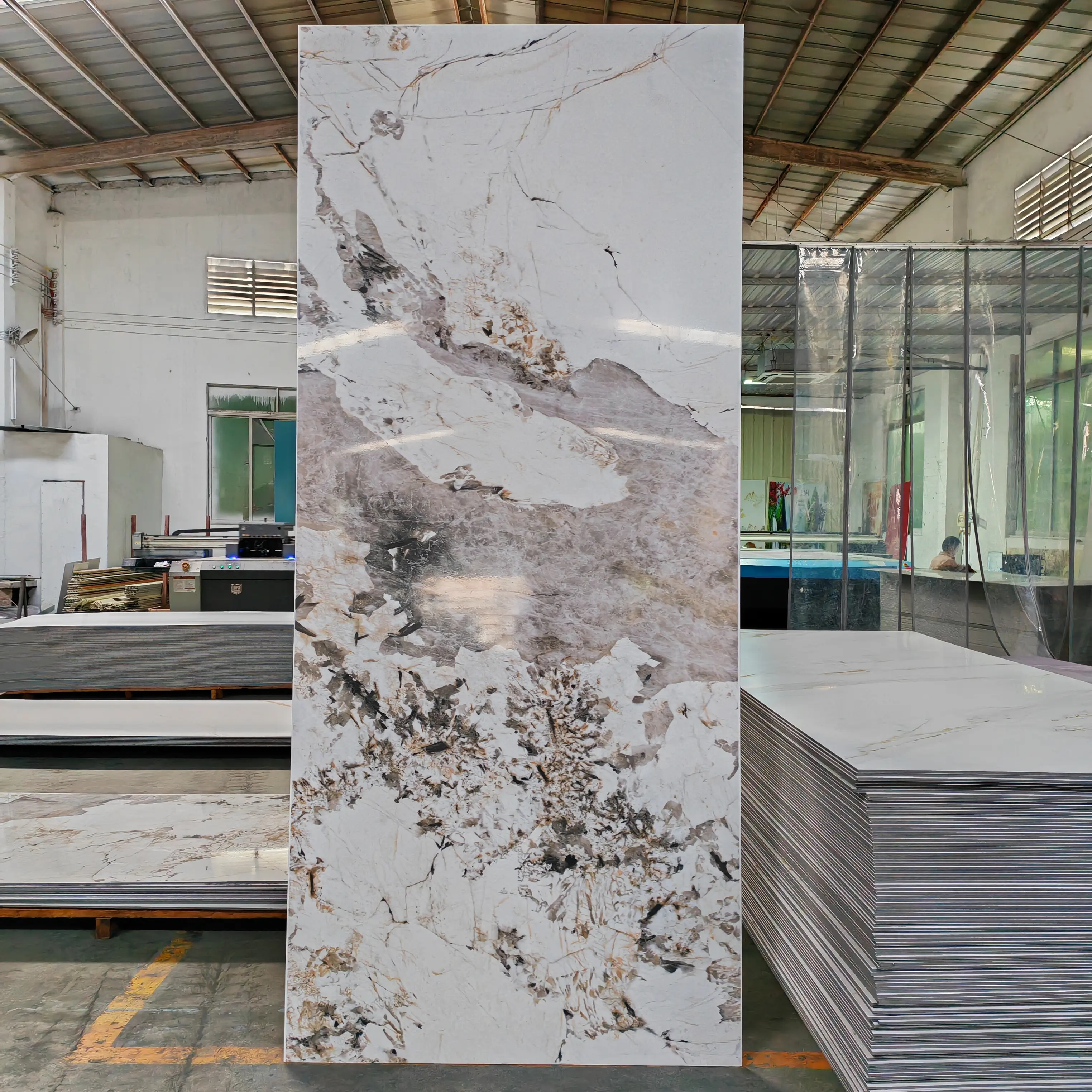 Facile da installare Wpc pannello parete legno impiallacciatura di marmo fogli di bambù carbone grafica Design moderno appartamento in cristallo di carbonio