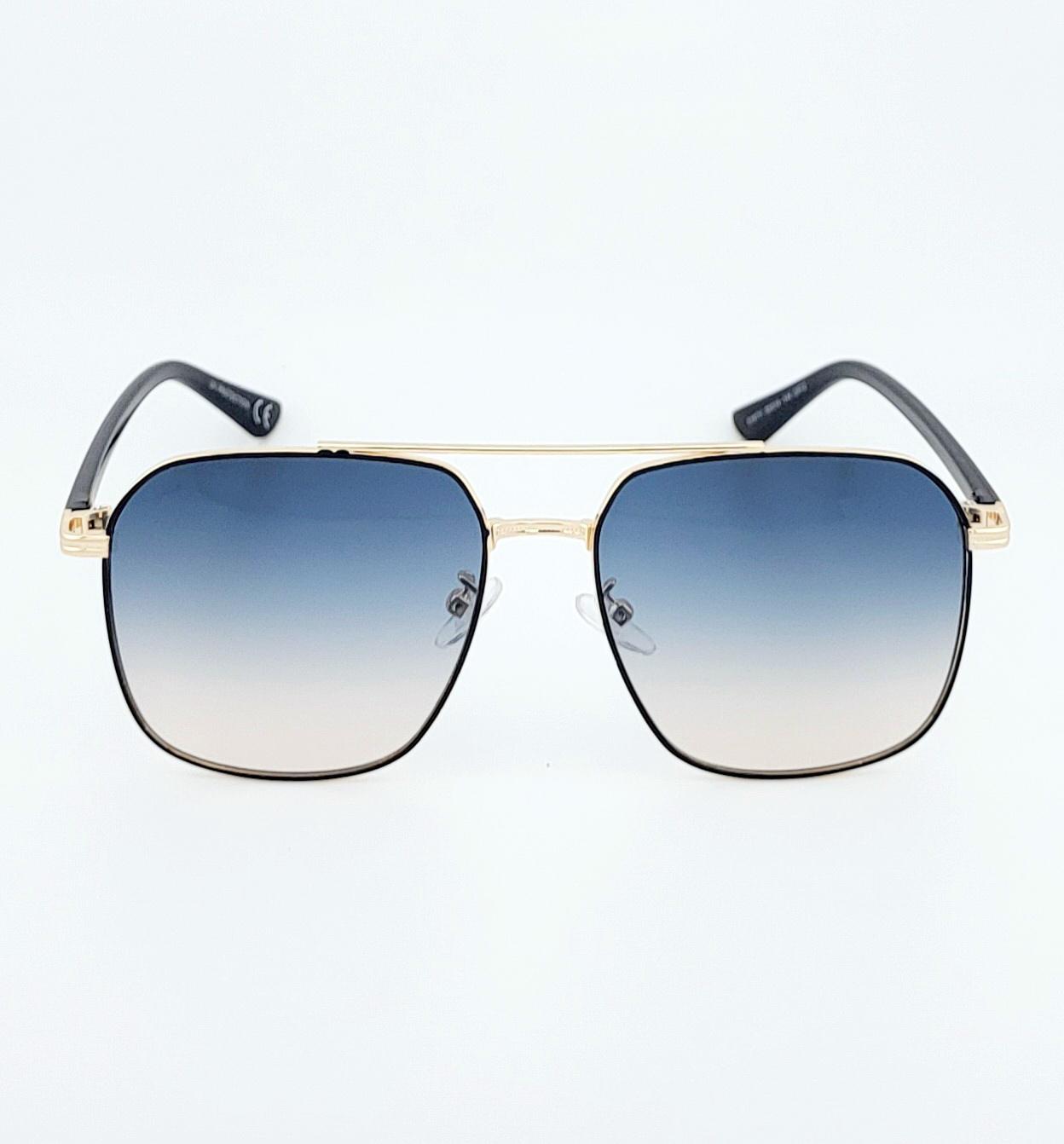 Bleu se fanent à Brown Grad