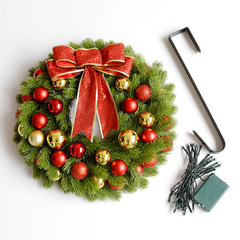 Pinecone Wreath (with Lights & Hook)