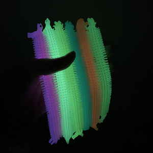 独角兽压力线儿童感官毛绒玩具在黑暗中发光橡胶制成 - Product Image 5