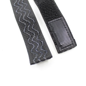 可调节多功能防滑针织涤纶黑色弹性环带，带金属扣 - Product Image 4