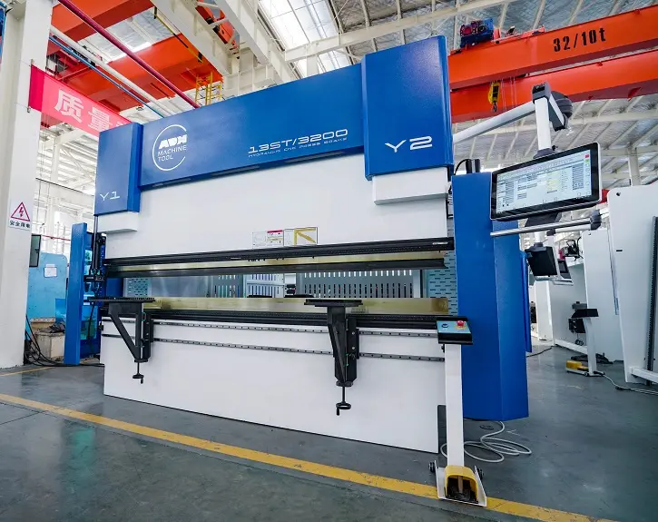 ADH 135 Ton 3200 mm Cnc 6 8 eksen DA66T Da69t hidrolik makas pres satılık