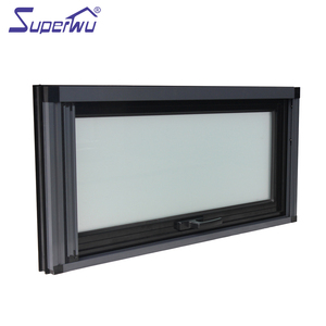 Finestra per tenda da sole in alluminio personalizzata con telaio nero con schermo retrattile incorporato - Product Image 3