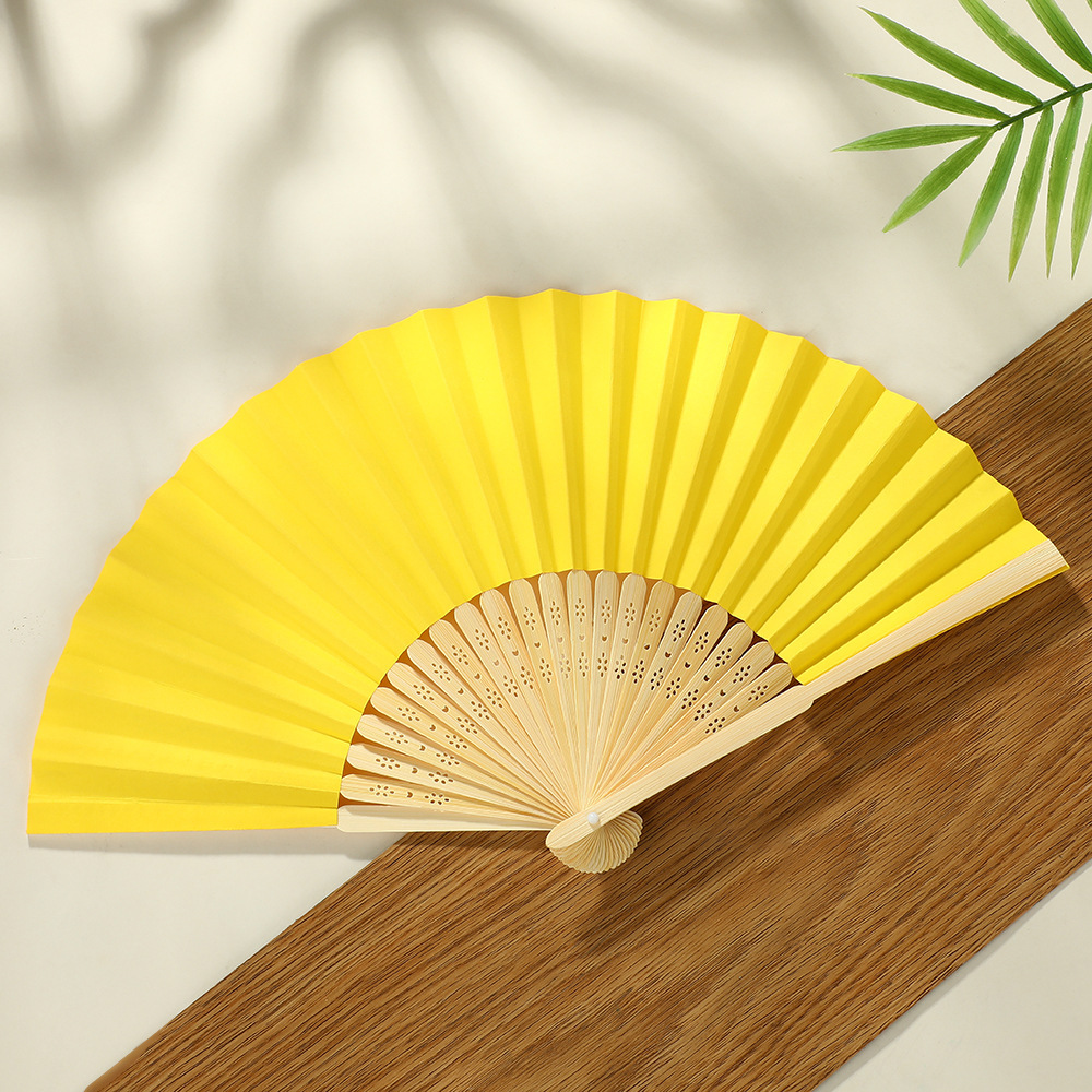 Jaune clair