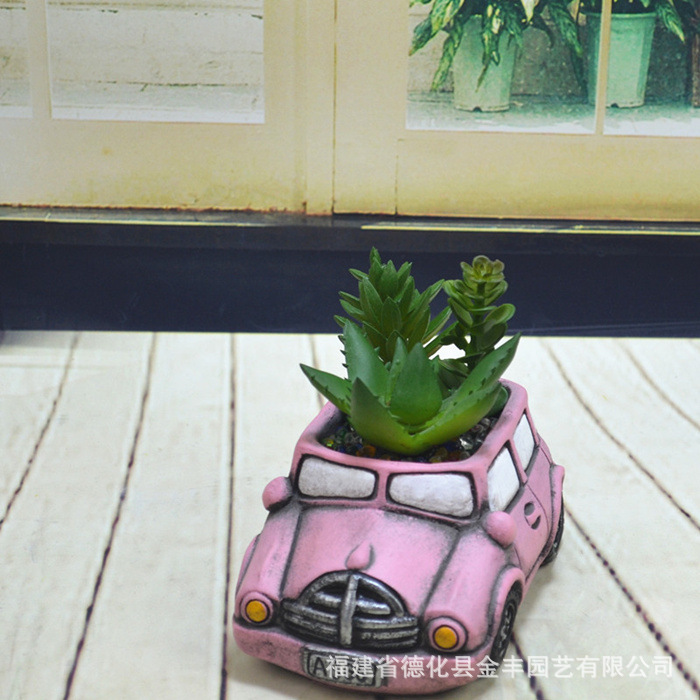 SUV pink