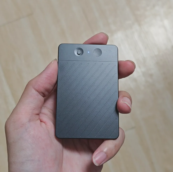 Black Double Buttons Diagonal Pattern