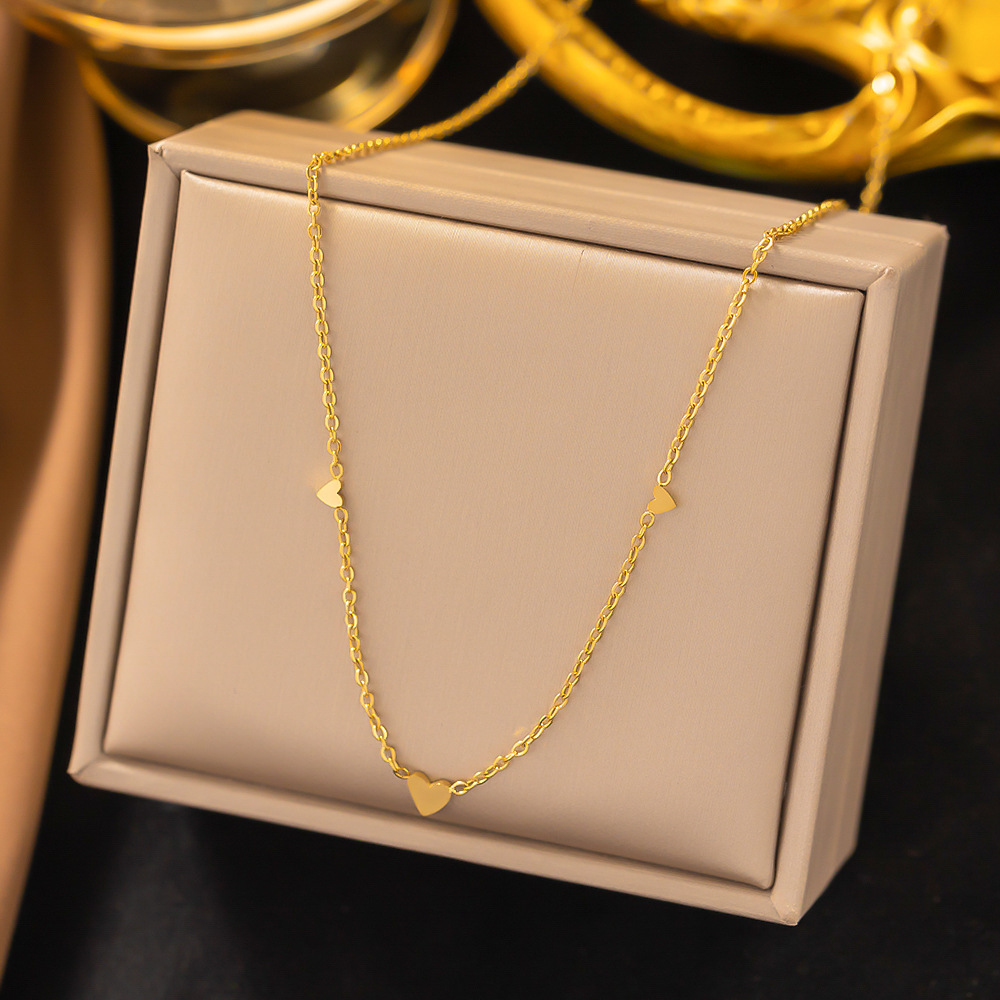 Collar de oro