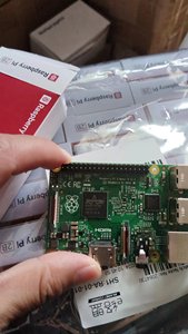V1.2 Typ Raspberry Pi 2 Model B mit 1 GB RAM Integrated Circuits New Fly Pi/New Fly Tech