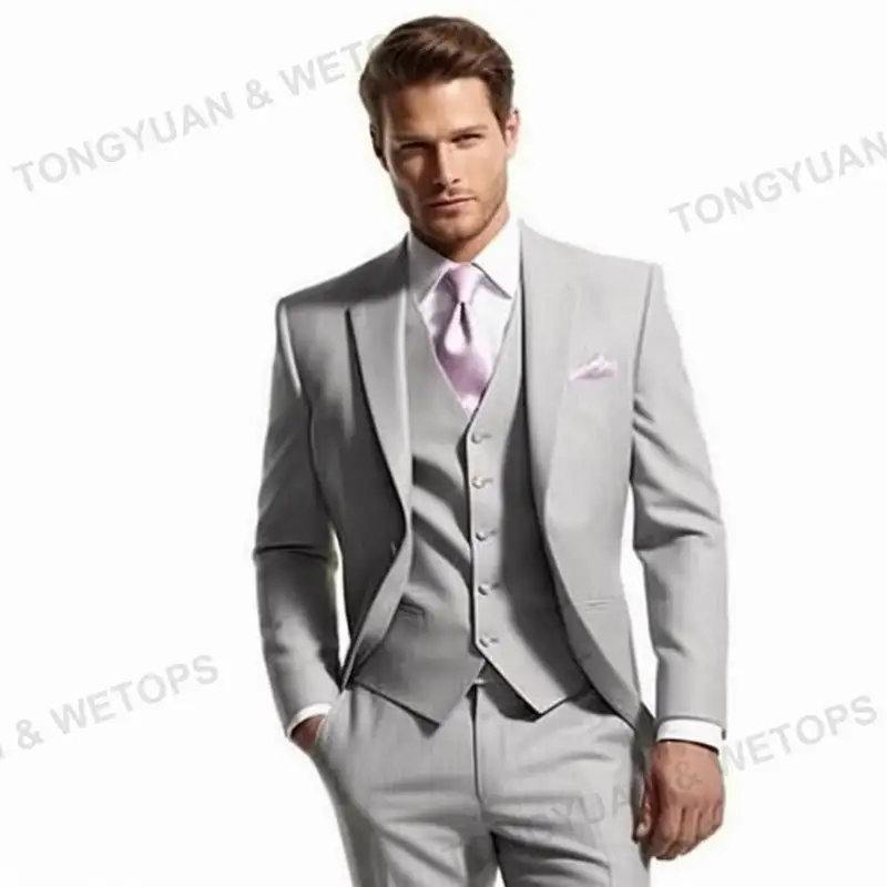 Esmoquin de diseño clásico para novio, trajes de boda para hombre, chaqueta, pantalones y corbata, dos botones, solapa gris claro, nuevo