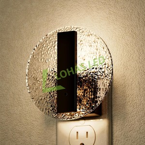 LOHAS Modern Acryl LED Nachtlicht Runde Form Wand stecker mit dimmbarer Funktion Warm weiße Nacht beleuchtung für Schlafzimmer Badezimmer