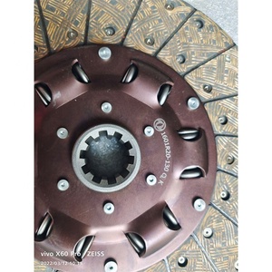 DONGFENG משאית מנוע חלקי 4BT 325 מצמד דיסק מצמד צלחת לחץ <span class=keywords><strong>1601R20</strong></span>-130 <span class=keywords><strong>1601R20</strong></span>-<span class=keywords><strong>090</strong></span>