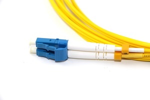 XXD fabrika ücretsiz örnek yüksek kalite sarı OEM2 2.0mm 3.0mm Fiber optik jumper dubleks SC-LC UPC/APC Fiber optik yama kablosu - Product Image 2