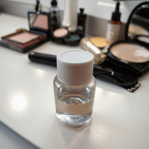 DM2 Volatile Polydimethylsiloxane Silicone <strong>Oil</strong> PDMS Dimethylsilicone <strong>Oil</strong> 2CST Silicone Fluid for Cosmetics - Product Image 2