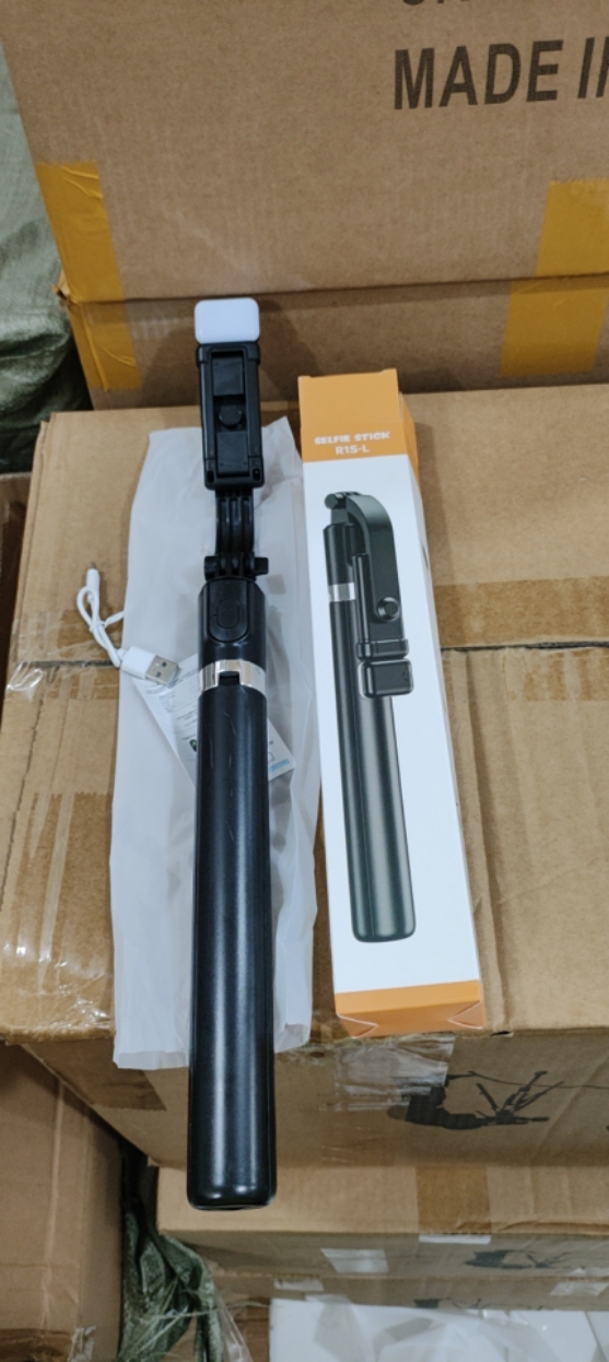 Lumière simple noire 170CM