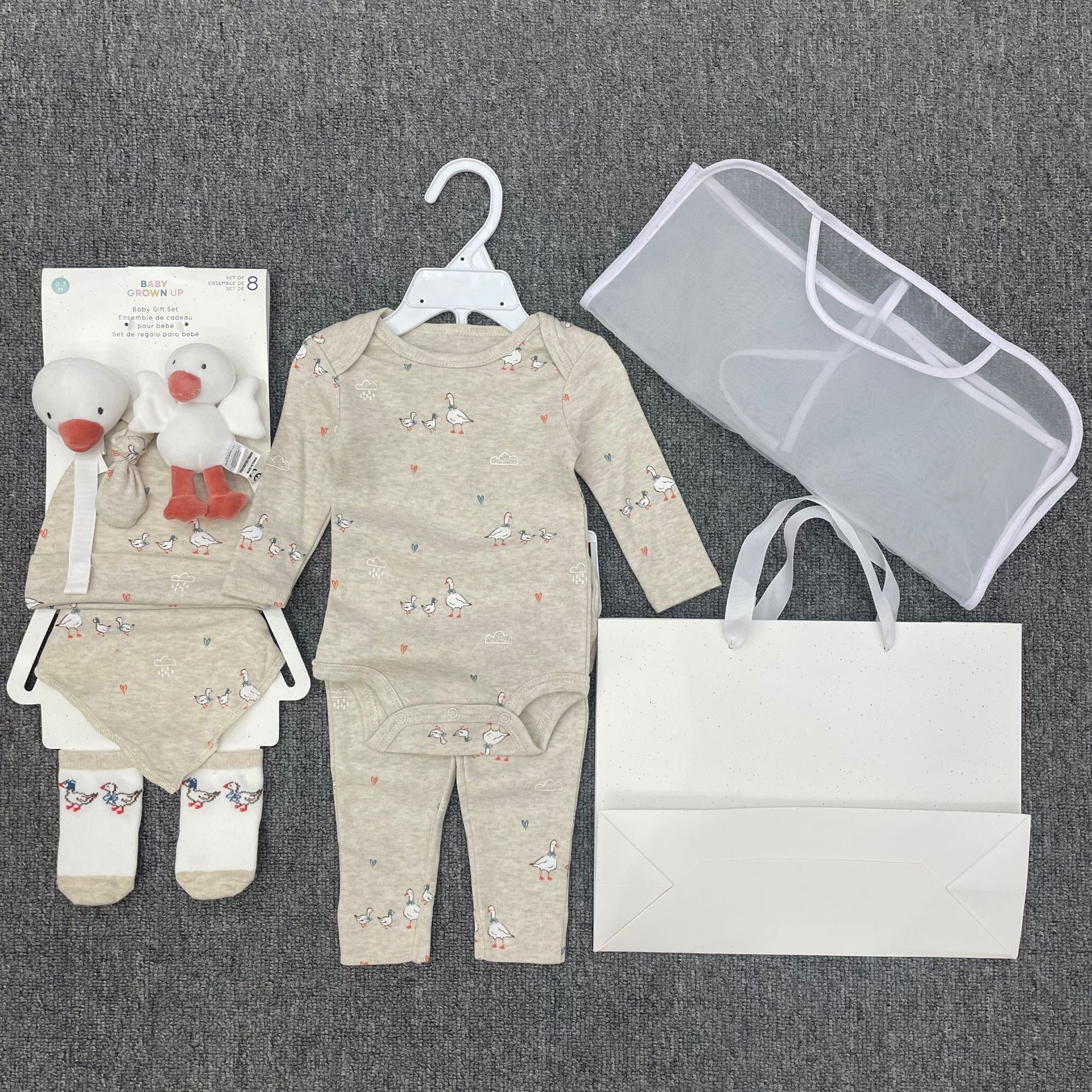 set di vestiti per bambini