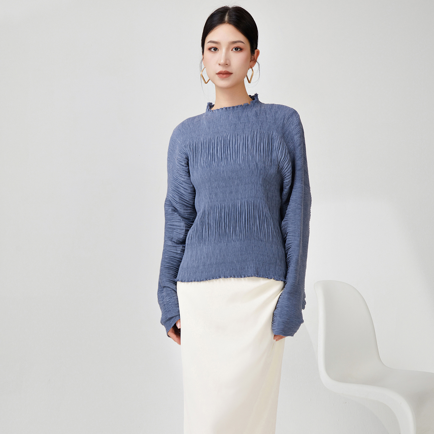 Gray blue