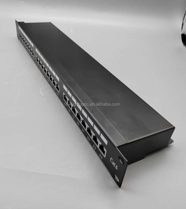 1U 19 "RJ45 6类<span class=keywords><strong>STP</strong></span> 24端口配线架RJ45网络梯形插孔配线架安装，带电缆管理器
