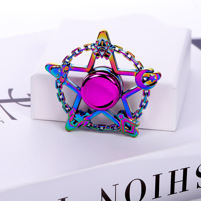 Boîte en fer féerique magique et colorée