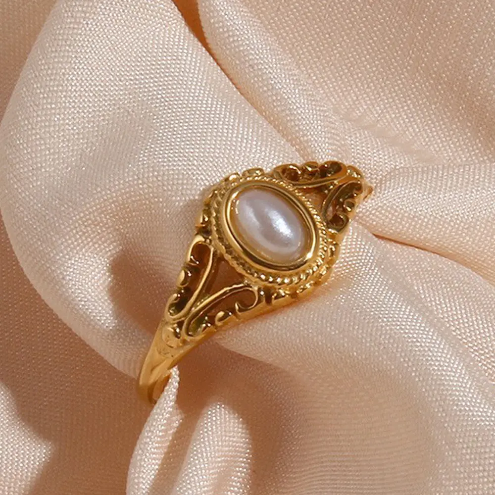 Nuovo arrivo anello in acciaio inossidabile anelli di perle d'acqua dolce di lusso Vintage perla naturale placcato oro 18 carati anello da dito con Design floreale