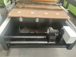 China Jinan ATC CNC Router carpintería cocina armario puerta Auto herramientas cambiador CNC madera enrutador 4 ejes giratorio para columnas romanas - Product Image 6