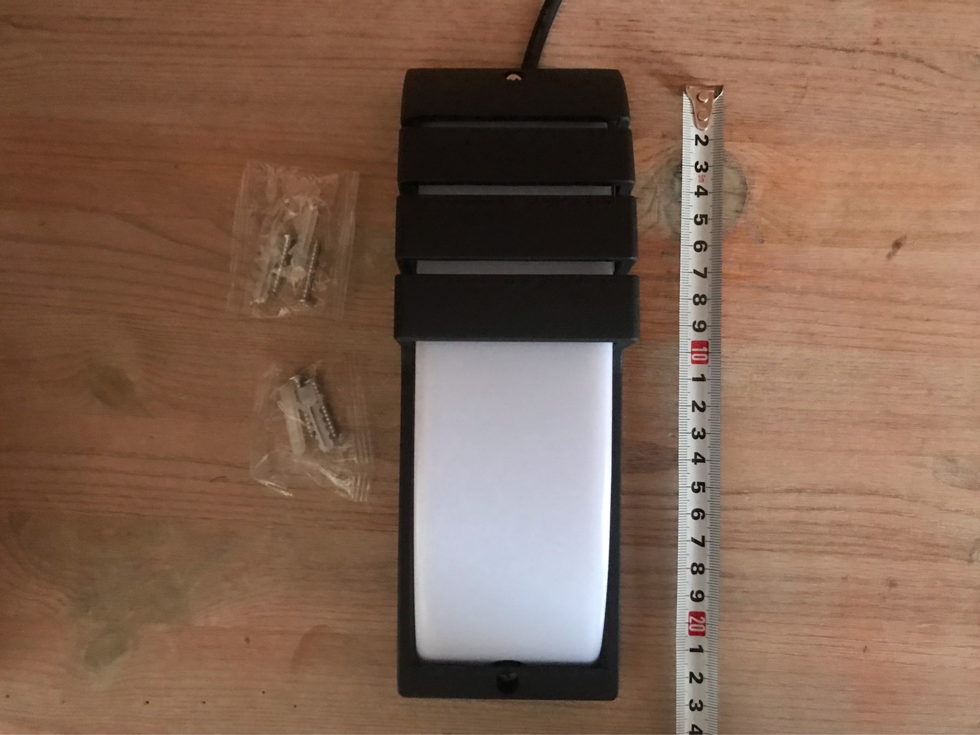 Lampada da parete a LED IP65 Recinzione da giardino impermeabile per esterni Lampada da parete per interni moda in alluminio per scale da soggiorno sul comodino della camera da letto