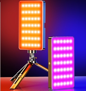 RGB Светодиодный свет камеры полноцветный выход видео свет для DSLR камеры - Product Image 1