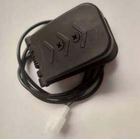 卡丁车配件24V22AH电池300瓦电机油门踏板空气开关抗冲击制动电缆充电器盘式制动片