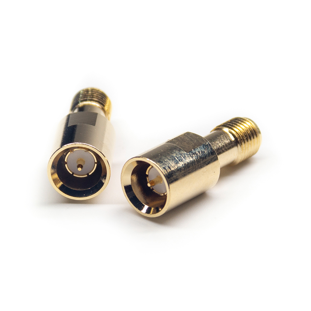 Adaptateur SMA mâle vers SMA femelle droit