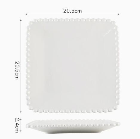 Assiette carrée blanche de 8 pouces
