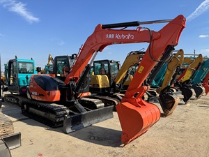 Japon 8ton kullanılan küçük kukuKX185-3 KX183 ekskavatör küçük iyi ekskavatör ucuz kuhours 6ton 7ton düşük saat ile kazıcı - Product Image 2