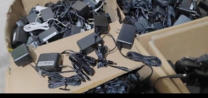 二手中文适配器插头12V 1A 12w 2类电源电源塑料材料