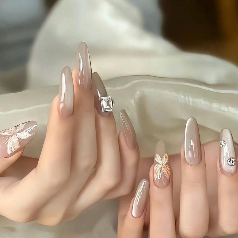 BY1633 gracieux et élégant