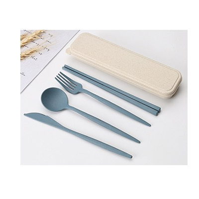 Couverts bleus + étui beige