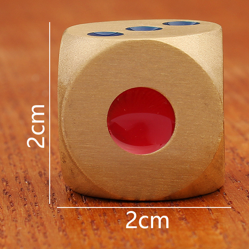 Dés colorés de 2 cm de diamètre (à l'unité)